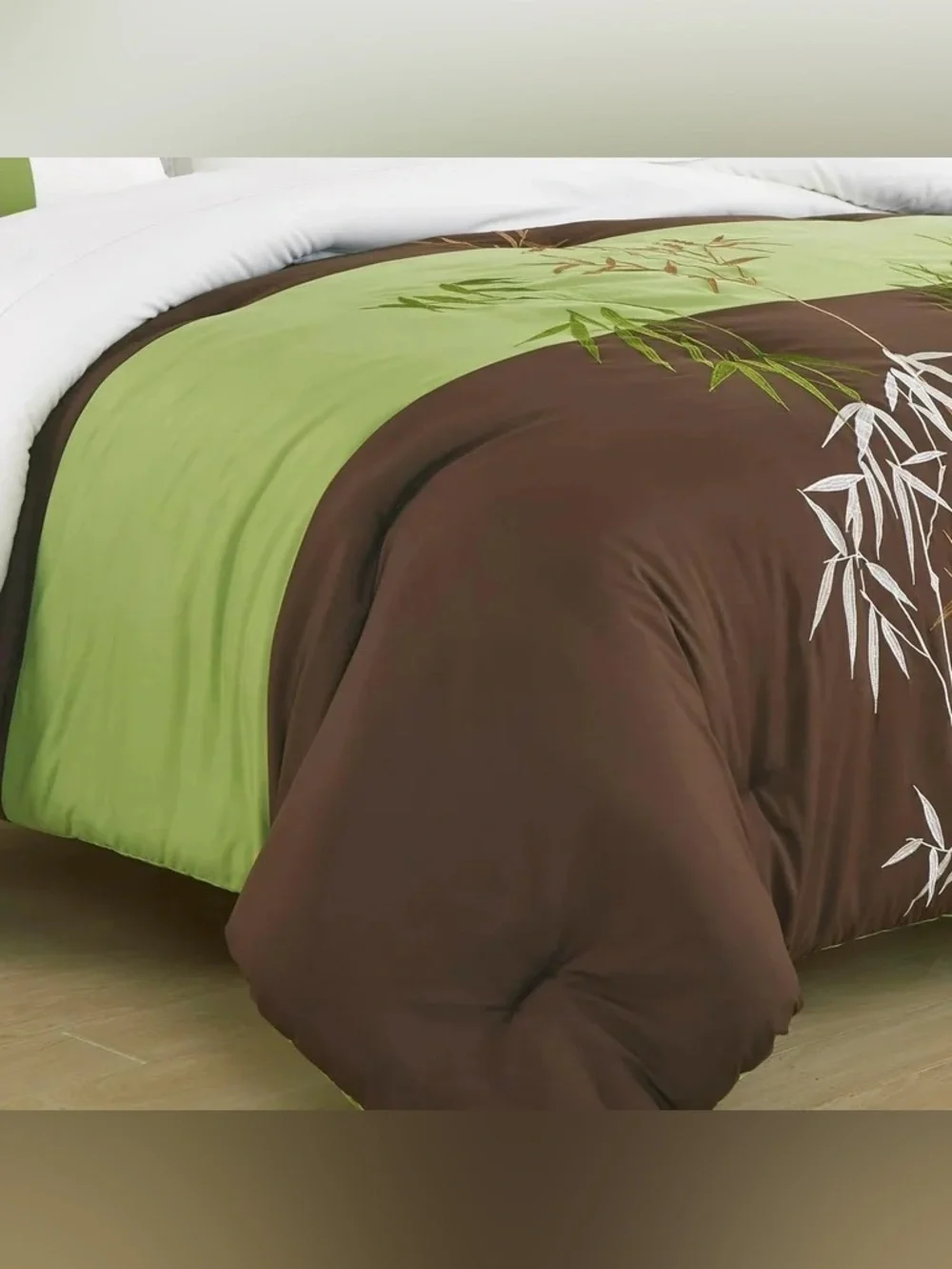 Green and Brown Bamboo 3 piece Comforter Set -Queen